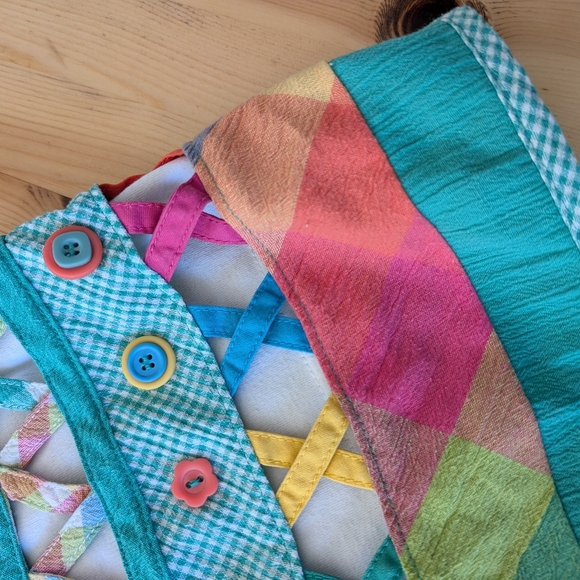 **Vibrant '90s Teacher Vibes!** 🍎✨ - Picture 3 of 4